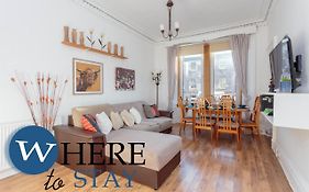 Beautiful 3Bed Pitt St Apartment